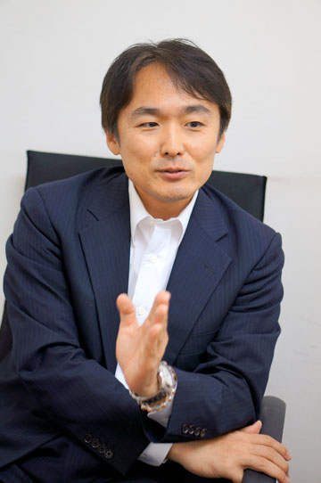 代表取締役　石野雄一
